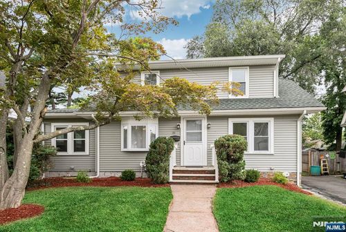 35 3rd Ave, Little Falls, NJ, 07424-1539 | Card Image