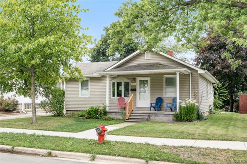 1445 Goffe St, Saint Clair, MI, 48079-5107 | Card Image