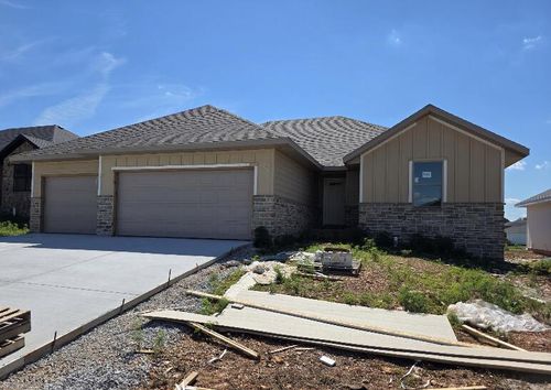 931 S Pindall Ln, Nixa, MO, 65714-4284 | Card Image
