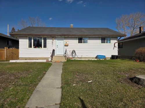 2428 46 St Se, Calgary, AB, T2B1K9 | Card Image