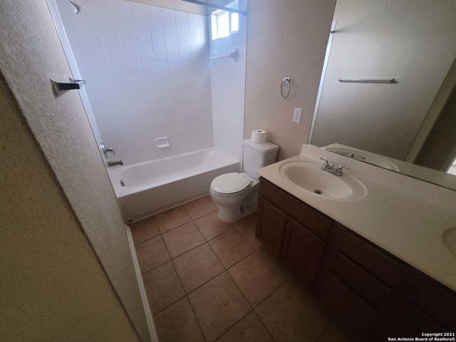 8715 Mediator Path, House other with 4 bedrooms, 3 bathrooms and null parking in Converse TX | Image 23