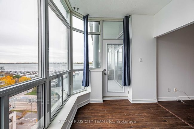 7 - 600 Queens Quay W, Condo with 3 bedrooms, 2 bathrooms and 1 parking in Toronto ON | Image 13