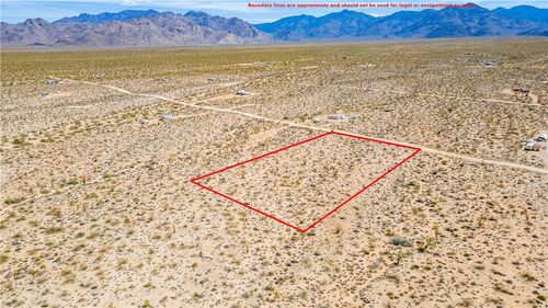 7 S Sherry Rd, Yucca, AZ, 86438 | Card Image