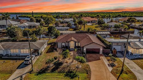 3354 Dover Dr, PUNTA GORDA, FL, 33983-3585 | Card Image