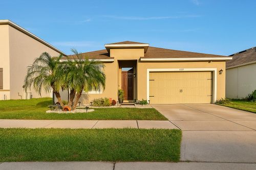 3082 Royal Tern Dr, WINTER HAVEN, FL, 33881-7300 | Card Image
