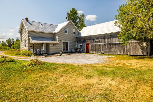 2106 Dunrobin Rd, House other with 3 bedrooms, 2 bathrooms and 8 parking in Dunrobin ON | Image 7