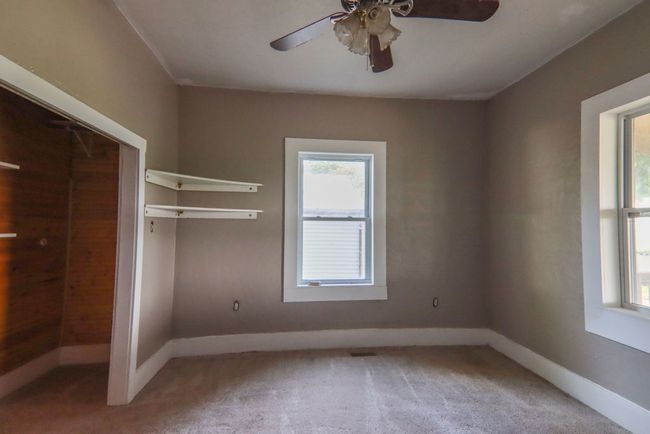 307 S Douglas St, House other with 3 bedrooms, 1 bathrooms and 4 parking in Villa Grove IL | Image 10