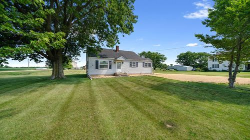 3006 Holcomb Rd, Oregon, IL, 61061-9607 | Card Image