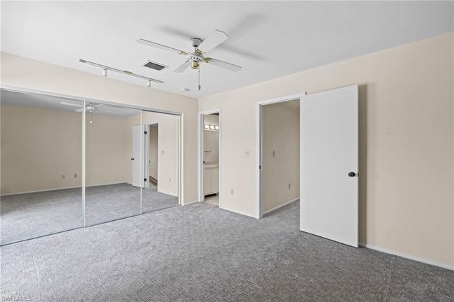 APT-159 - 18054 San Carlos Blvd, Townhouse with 2 bedrooms, 3 bathrooms and null parking in FORT MYERS BEACH FL | Image 24