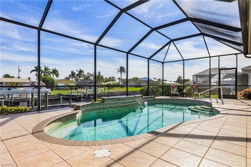 3517 Se 18th Ave, Cape Coral, FL, 33904-4472 | Card Image