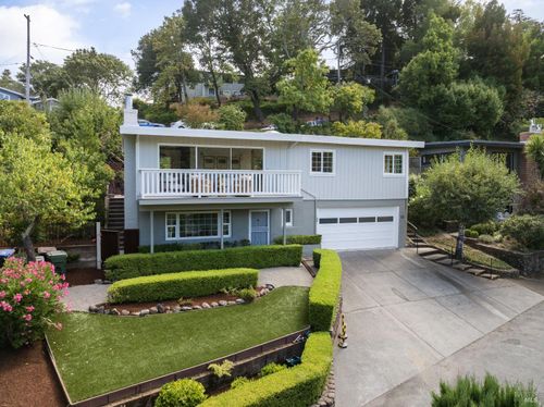 60 Edison Ave, Corte Madera, CA, 94925-1318 | Card Image