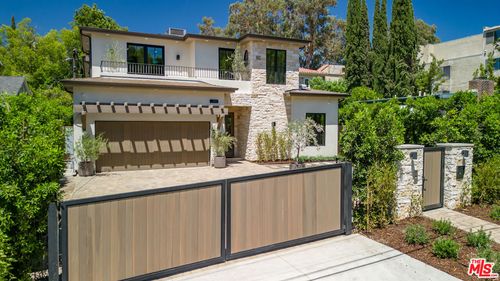 12527 Huston St, Valley Village, CA, 91607 | Card Image