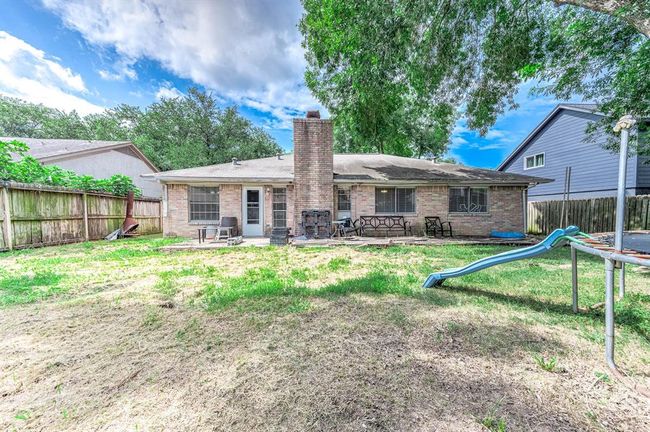 3106 Pilgrims Point Ln, House other with 3 bedrooms, 2 bathrooms and 2 parking in Pearland TX | Image 25
