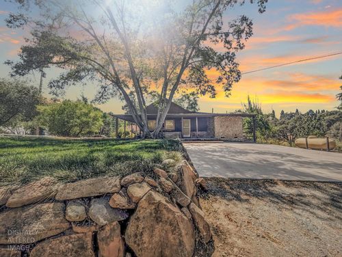 8486 Center St, Mokelumne Hill, CA, 95245-9601 | Card Image