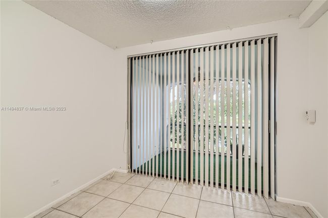 APT-2L - 3760 Inverrary Dr, Condo with 2 bedrooms, 2 bathrooms and null parking in LAUDERHILL FL | Image 9
