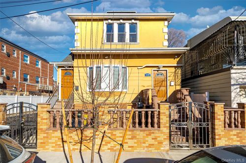 430 Turneur Ave, Bronx, NY, 10473-1621 | Card Image