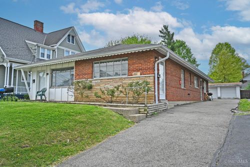 2011 Hudson, Cincinnati, OH, 45212 | Card Image