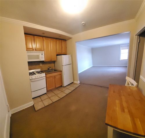 apt-3c-105 64th Ave, Forest Hills, NY, 11375-1638 | Card Image