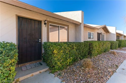 326 Linn Ln, Las Vegas, NV, 89110-4949 | Card Image