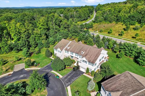 1328 Glastonbury Ln, Fishkill, NY, 12524-4980 | Card Image