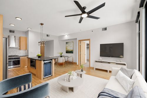 311-1240 S 2nd St, Minneapolis, MN, 55415-2609 | Card Image