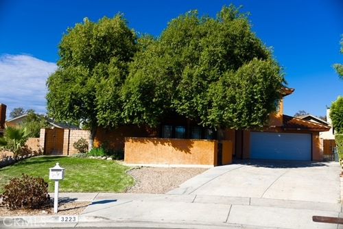 3223 Algonquin Ln, Riverside, CA, 92503-5350 | Card Image