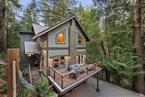 2045 Cazadero Hwy, Cazadero, CA, 95421-9727 | Card Image