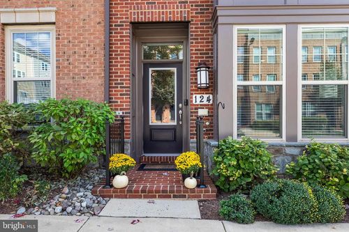 124 Kepler Dr, GAITHERSBURG, MD, 20878-4656 | Card Image