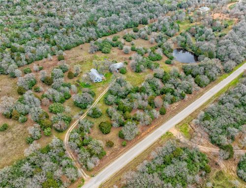5100 Wood Duck Dr, Waelder, TX, 78959-5130 | Card Image