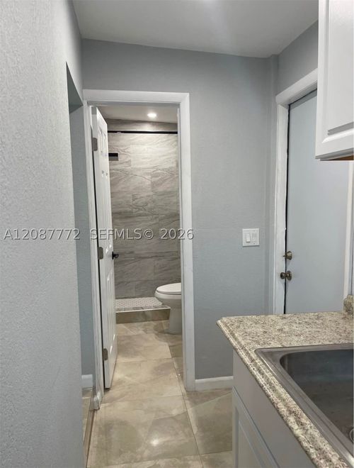 1-340 Sw 31st Ave, Fort Lauderdale, FL, 33312-2002 | Card Image
