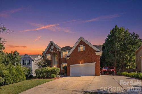 14923 Hawick Manor Ln, Pineville, NC, 28134-6406 | Card Image