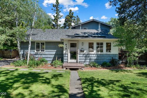 636 Ne Irving Ave, Bend, OR, 97701-4737 | Card Image