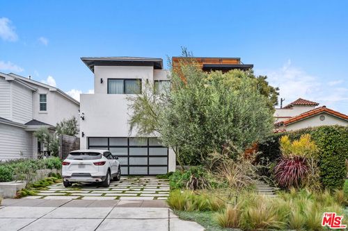 2230 Malcolm Ave, LOS ANGELES, CA, 90024-3207 | Card Image