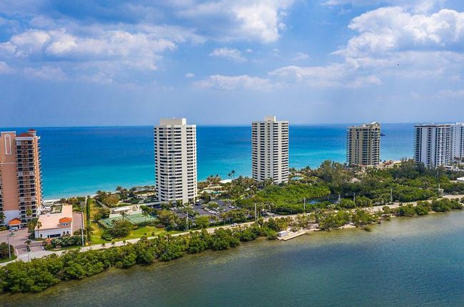 APT-11C - 5070 N Ocean Dr, Condo with 2 bedrooms, 2 bathrooms and null parking in Riviera Beach FL | Image 17