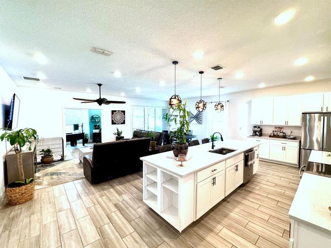 2761 Sw Palace Ave, House other with 3 bedrooms, 2 bathrooms and null parking in Port St. Lucie FL | Image 6