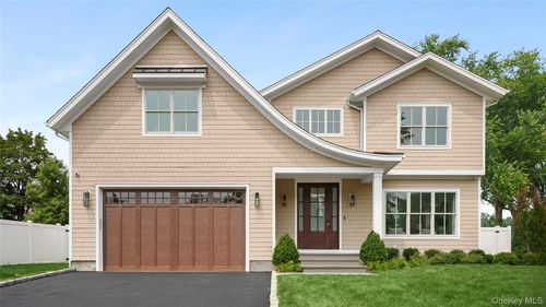 738 Motts Cove Rd N, Roslyn, NY, 11576-1034 | Card Image