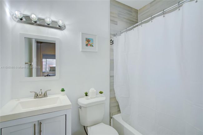 8 - 855 Sw 7th St, Home with 1 bedrooms, 1 bathrooms and null parking in Miami FL | Image 12