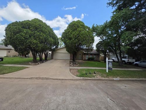 15630 Camino Del Sol Dr, Houston, TX, 77083-4003 | Card Image
