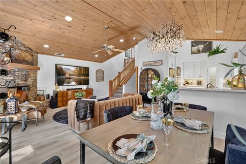 676 Lake Dr, Lake Arrowhead, CA, 92352 | Card Image