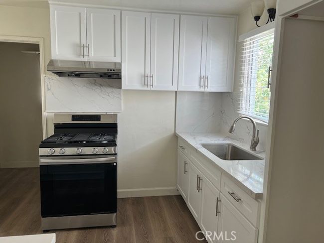 211 N Alhambra Ave, House other with 2 bedrooms, 1 bathrooms and 1 parking in Monterey Park CA | Image 10