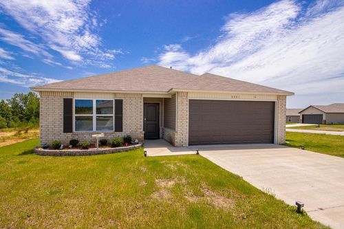 8001 White Spruce Trl, Bauxite, AR, 72011-8804 | Card Image