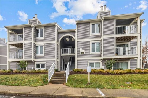109-1009 Autumn Woods Ln, Virginia Beach, VA, 23454-6016 | Card Image