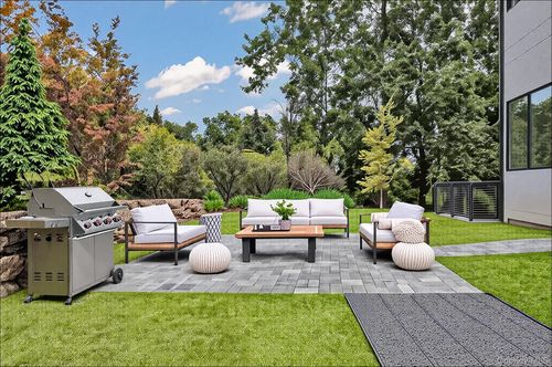 123 Riverside Ave, Croton-On-Hudson, NY, 10520-1927 | Card Image