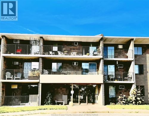 302-2565 Lauzon Road, Windsor, ON, N8T2Z5 | Card Image