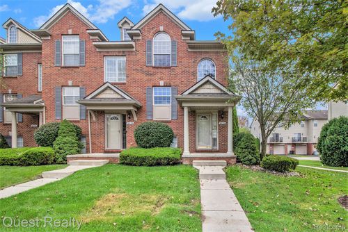 6252 Cheshire Park Dr, Clarkston, MI, 48346-4813 | Card Image