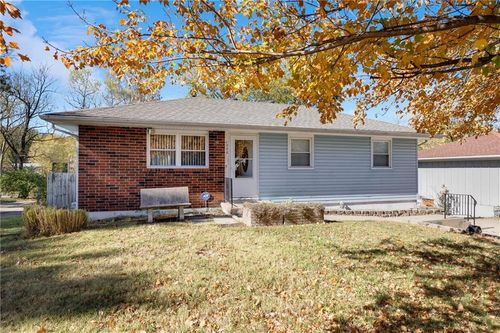 1606 N Ponca Drive, Independence, MO, 64058 | Card Image