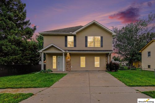 3011 Avenue H, Council Bluffs, IA, 51501-0730 | Card Image