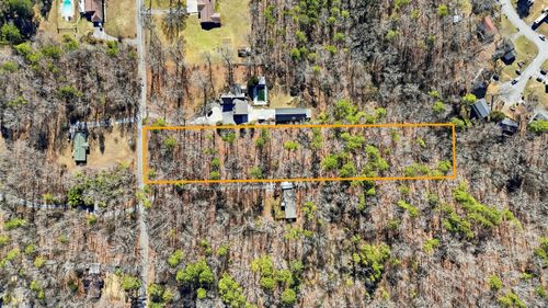8415 Fair Oaks Rd, Hixson, TN, 37343-1324 | Card Image