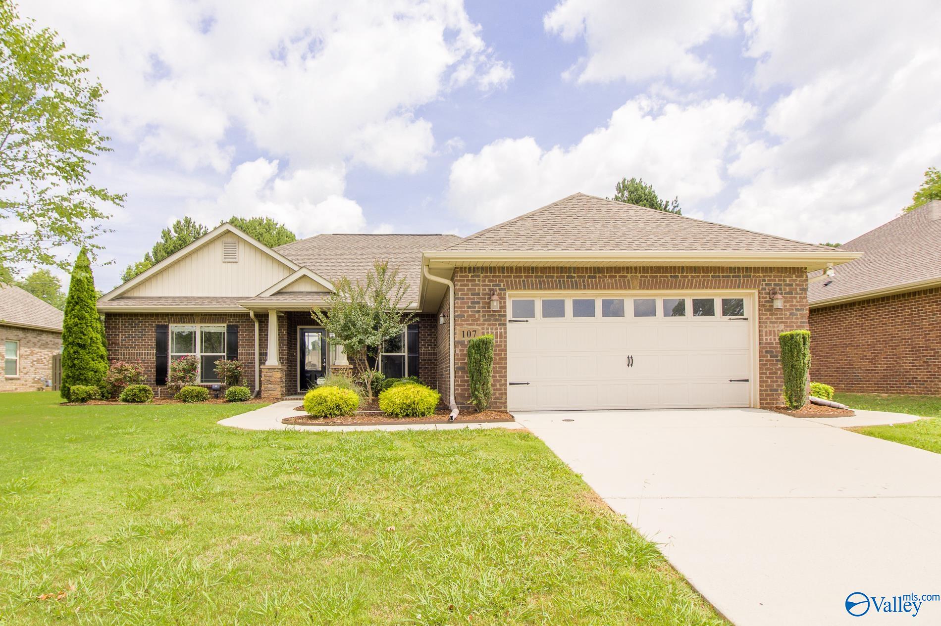Legacy Pointe Cir, Huntsville, AL 35806