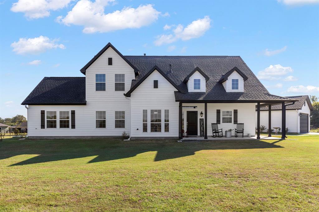 Canyon Run Blvd, Huntsville, TX 77320